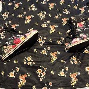 Fashion boot, size 8 with shirt dress